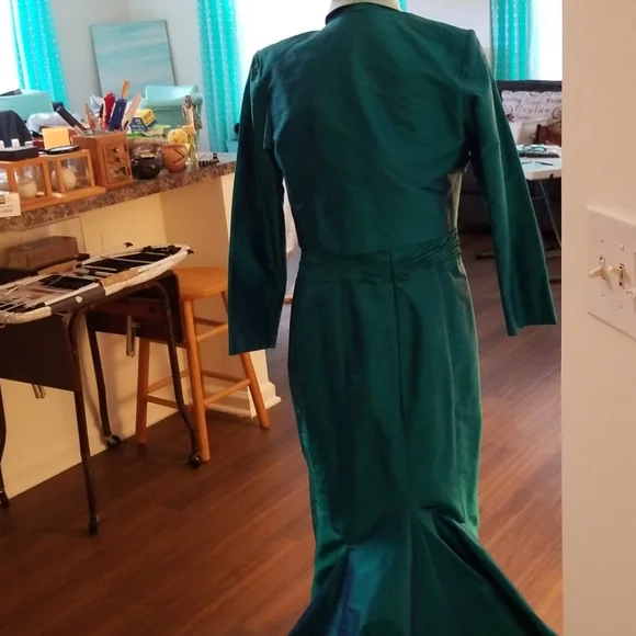 MARISA BARATELLI SHARKSKIN GREENISH BLUE GOWN